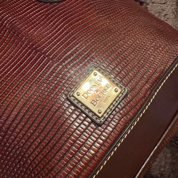 Dooney & Bourke Textured Brown Leather Bag and Wallet - Picture 6 of 12